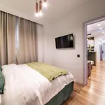 Prime Location & Cozy Comfort: Near Sala Palatului Apartment *