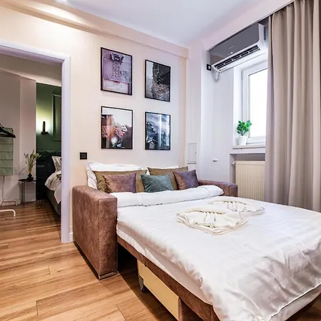 Prime Location & Cozy Comfort: Near Sala Palatului Apartment