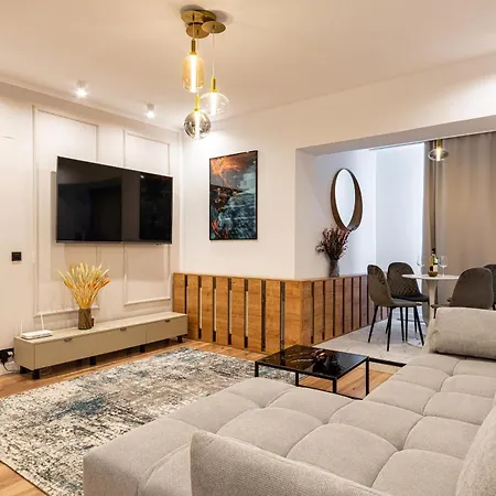 Prime Location & Cozy Comfort: Near Sala Palatului Διαμέρισμα Βουκουρέστι
