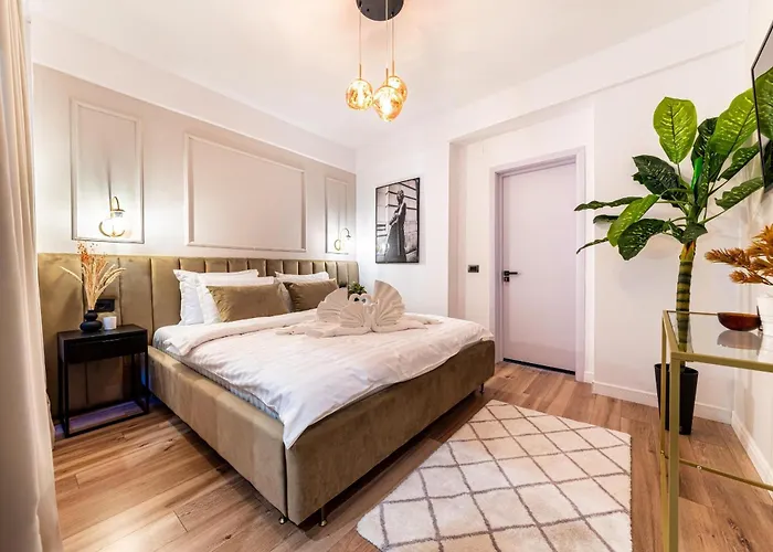 Apartament Prime Location&cozy Comfort: Near Sala Palatului Bucureşti