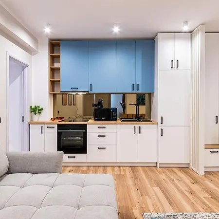 Prime Location & Cozy Comfort: Near Sala Palatului